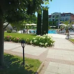 Orange в местност каваци, *