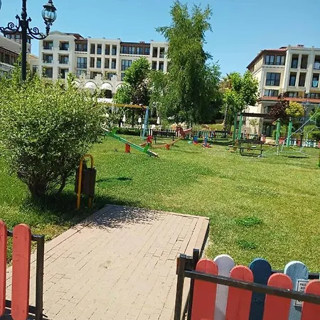 Orange в местност каваци, アパート ソゾポル