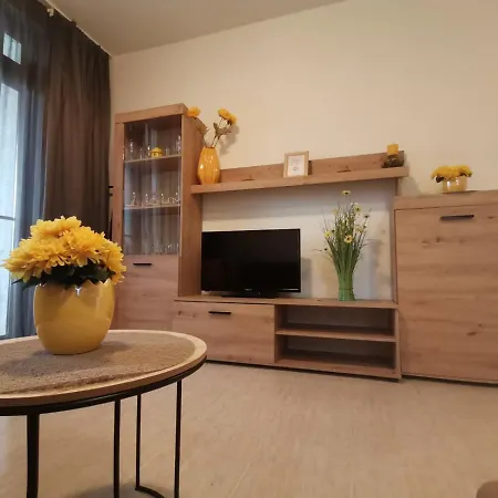 Orange в местност каваци, *