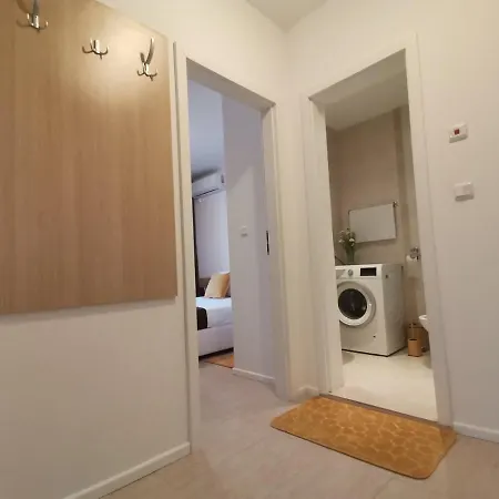 Orange в местност каваци, 아파트