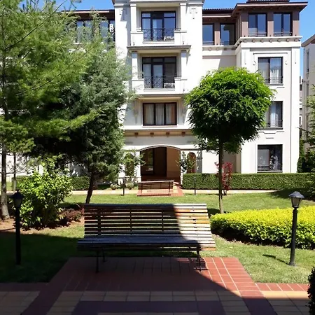 Orange в местност каваци, アパート