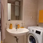 Orange в местност каваци, Daire