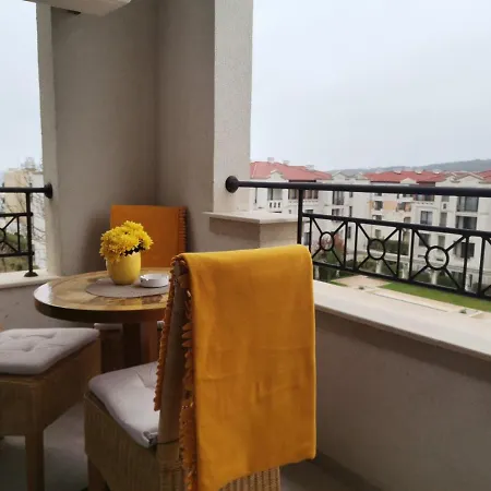 Orange в местност каваци, Lejlighed Sozopol
