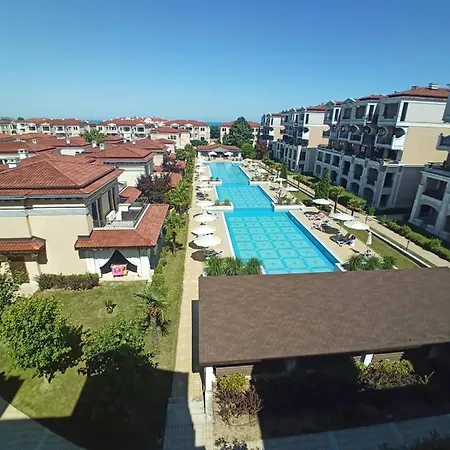 Apartment Orange в местност каваци,