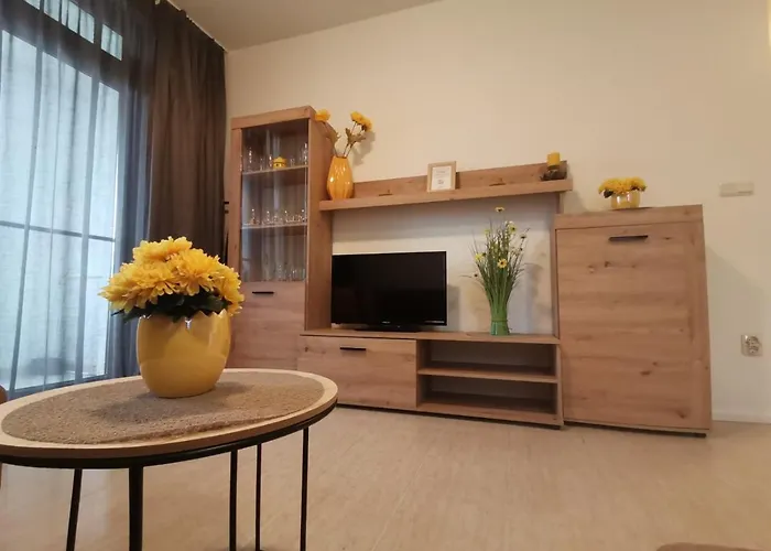 Orange в местност каваци, *