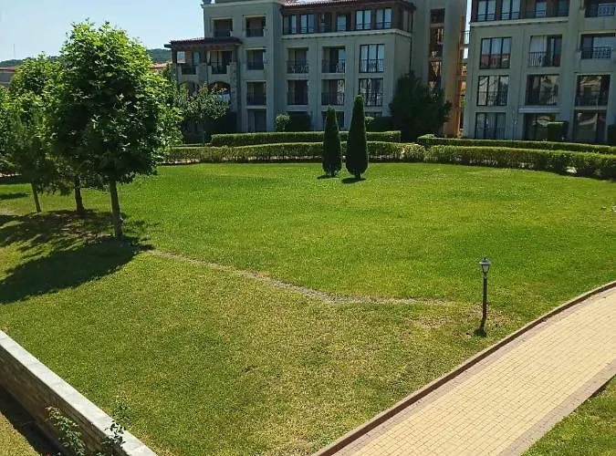 Orange в местност каваци, *