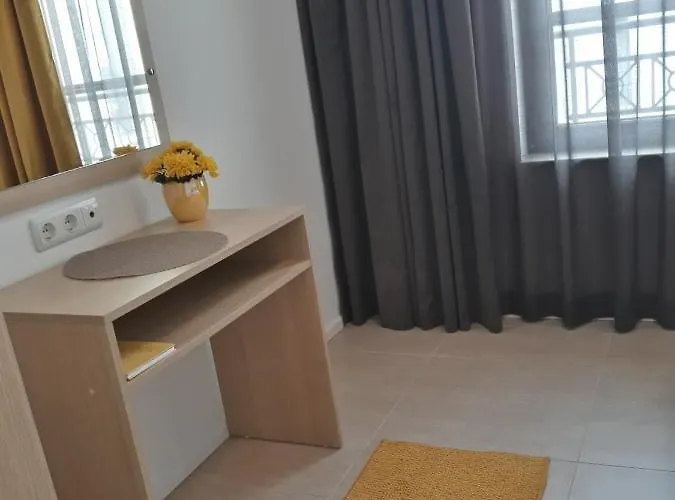 Orange в местност каваци, *