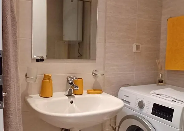 Orange в местност каваци, アパート